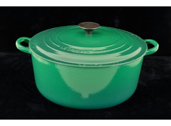 LE CREUSET (28) ROUND ENAMELED DUTCH OVER