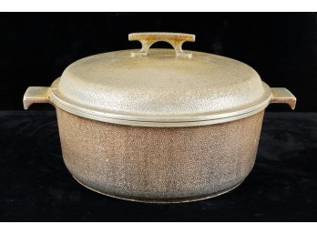 MID-CENTURY ALUMINUM DUTCH OVEN