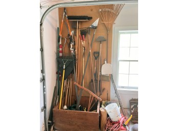 GROUPING of HAND TOOLS