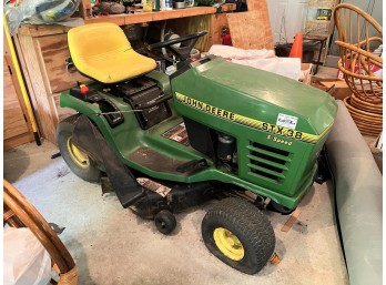 JOHN DEER STX 38 5 SPEED RIDING LAWN MOWER