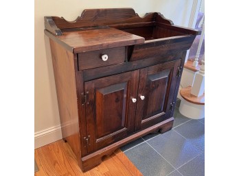 PILGRIM FURNITURE COLONIAL REVIVAL DRY SINK