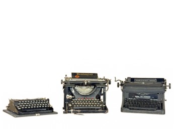 GROUPING OF (3) REMINGTON TYPEWRITERS