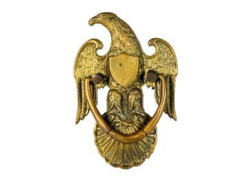 BRONZE EAGLE ON SHELL DOOR KNOCKER
