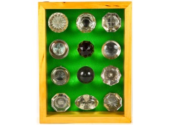 GROUP OF (12) (19th/20thc) GLASS DOOR KNOBS
