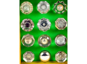 GROUP OF (12) (19th/20thc) GLASS DOOR KNOBS