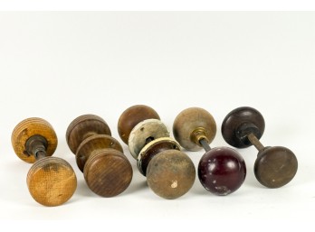 (5) TURNED WOOD DOOR HANDLE & SPINDLE SETS