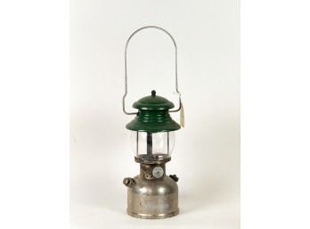 RARE VINTAGE COLEMAN LANTERN MODEL 202