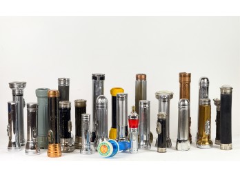 GENEROUS LOT of VINTAGE FLASHLIGHTS