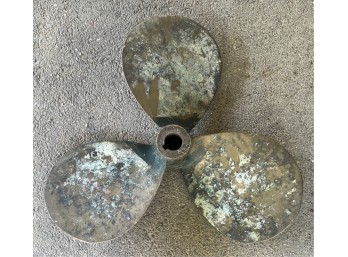 LARGE (3) BLADE BRONZE BOAT PROPELLOR