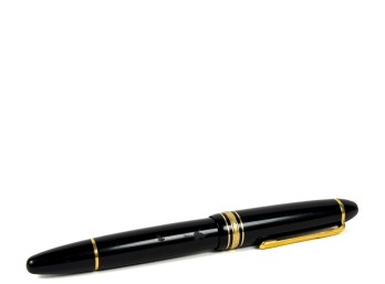 MONTBLANC MEISTERSTUCK NO. 146 FOUNTAIN PEN