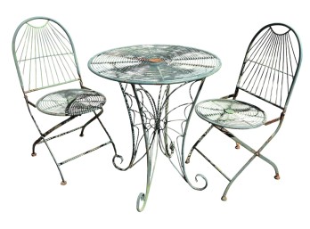 (3) PIECE FOLDING IRON PATIO / ICE CREAM SET
