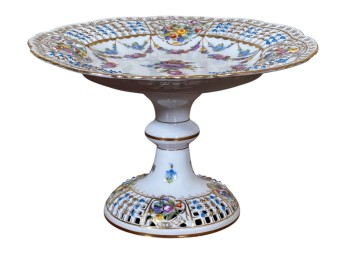 DRESDEN POTSCHAPPEL PORCELAIN COMPOTE