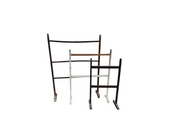 (3) GRADUATING DRYING RACKS