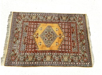 HANDMADE WOOL ORIENTAL AREA RUG