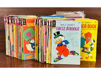 LARGE GROUPING of GOLD KEY WALT DISNEY COMIC BOOKS