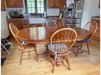 TOM SEELY FURNITURE CHERRY DINING TABLE & CHAIRS
