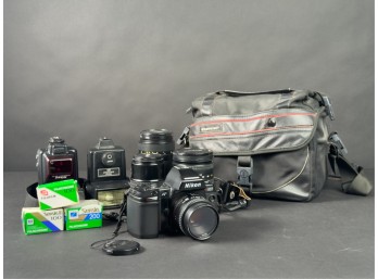 NIKON AF N008 CAMERA w (4) LENSES