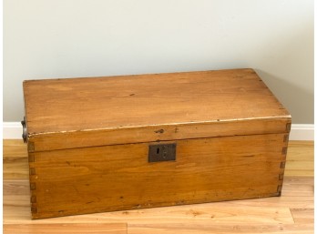 DOVETAILED PINE BLANKET BOX