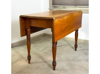 (19thc) DROP LEAF MAPLE TABLE