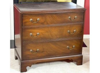 KITTINGER CHIPPENDALE STYLE (3) DRAWER CHEST