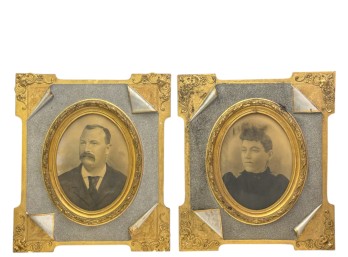 PAIR OF EDWARDIAN PORTRAIT FRAMES