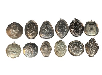SET OF 1971-1982 TOWLE STERLING SILVER MEDALLIONS