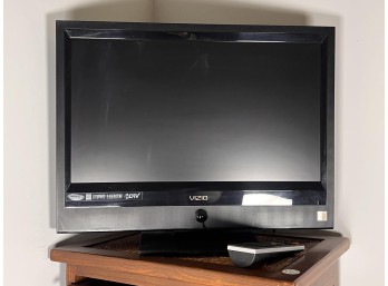 VISIO 21 INCH FLATSCREEN TV