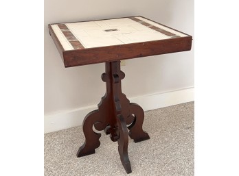 VICTORIAN TILE TOP STAND