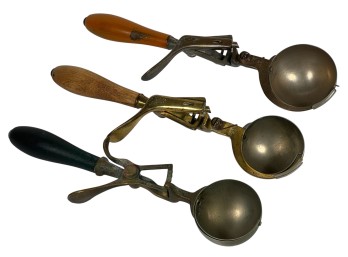 (3) DOVER (NH) MFG CO ICE CREAM SCOOPS NOS 10 & 16