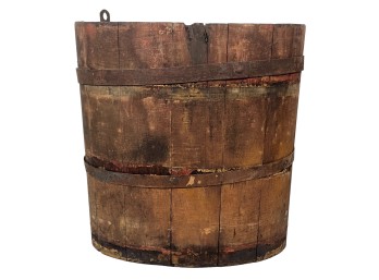 ENFIELD NH SHAKERS PAINTED SAP BUCKET