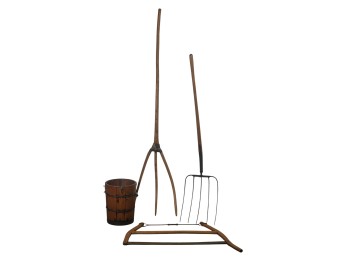 ANTIQUE FARM TOOLS LOT