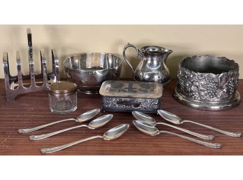 LOT of SILVERPLATED WEARS