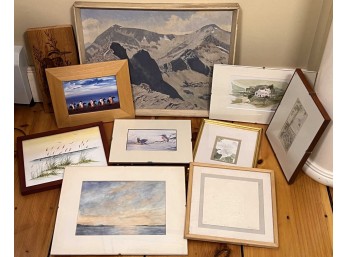 A GROUPING OF DECORATIVE WORKS of ART