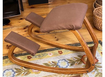 VINTAGE BALANS ERGONOMIC KNEELING CHAIR