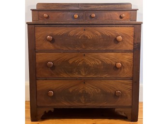 VICTORIAN CHEST OF DRAWERS