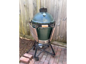BIG GREEN EGG