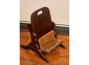 MARGESON FURNITURE of PORTSMOUTH MAGAZINE CADDY