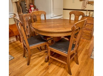 (Late 19th C) ROUND OAK PEDESTAL TABLE & CHAIRS