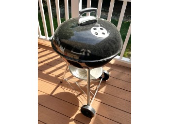 LARGE WEBER ORIGINAL KETTLE CHARCOAL GRILL