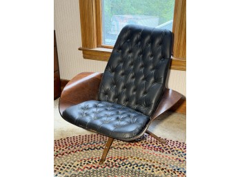 MID CENTURY LOUNGE CHAIR