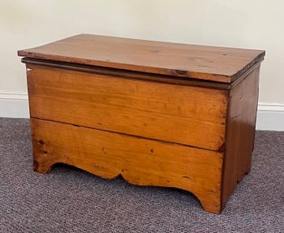 MINATURE HEART PINE CHEST