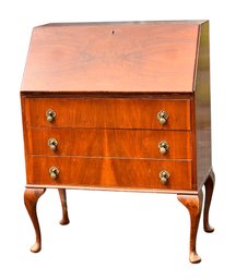 CHIPPENDALE STYLE MAHOGANY FALL-FRONT DESK