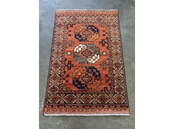HANDWOVEN ORIENTAL WOOL AREA RUG