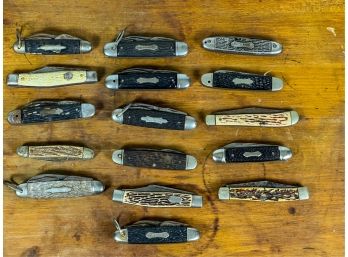 INTERESTING & GENEROUS GROUP VINTAGE JACKKNIVES