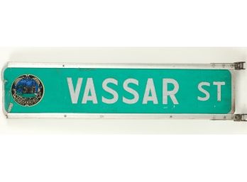 CAMBRIDGE MA 'VASSAR ST' ROAD SIGN