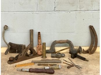 MISC GROUPING OF TOOLS, FRAGMENTS