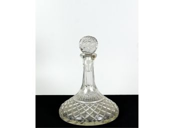 FINE QUALITY CUT CRYSTAL DECANTER