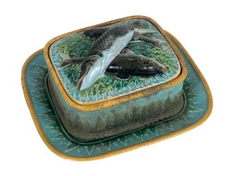 MINTON MAJOLICA SARDINE BOX with TRAY