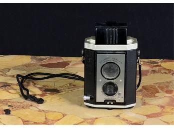 KODAK BROWNIE REFLEX SYNCHRO MODEL