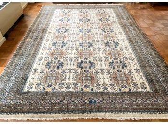 HANDWOVEN ROOM SIZED PERSIAN CARPET